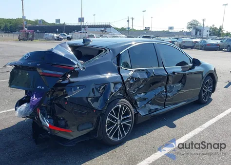 2025 Toyota Camry Xle z USA, uszkodzony, nr VIN 4T1DBADK7SU000520